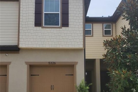 Adosado en alquiler en Tampa, Florida, 2 dormitorios, 147.53 m2 № 1871203 - foto 1