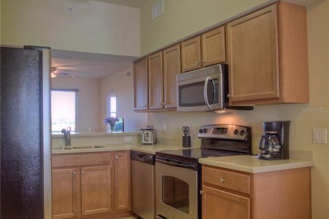 Copropriété à louer à Bradenton, Floride: 2 chambres, 104.14 m2 № 2298734 - photo 8