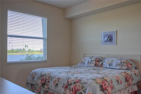 Copropriété à louer à Bradenton, Floride: 2 chambres, 104.14 m2 № 2298734 - photo 11