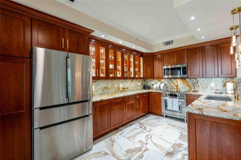 Condominio en venta en Saint Petersburg, Florida, 3 dormitorios, 153.57 m2 № 2221611 - foto 8