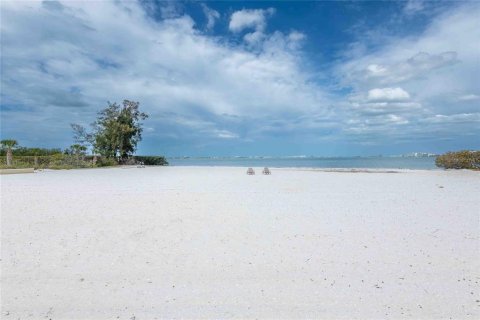 Condominio en venta en Saint Petersburg, Florida, 3 dormitorios, 153.57 m2 № 2221611 - foto 29