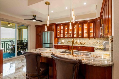 Condominio en venta en Saint Petersburg, Florida, 3 dormitorios, 153.57 m2 № 2221611 - foto 9