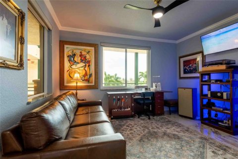 Condominio en venta en Saint Petersburg, Florida, 3 dormitorios, 153.57 m2 № 2221611 - foto 21