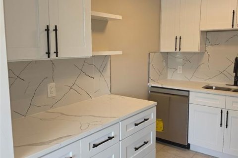 Copropriété à vendre à Seminole, Floride: 1 chambre, 77.67 m2 № 2150614 - photo 9