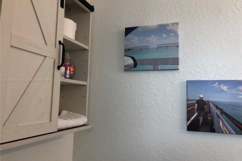 Снять в аренду кондоминиум в Марафон, Флорида 2 спальни, 78.97м2, № 1959553 - фото 9