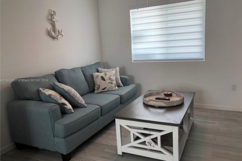 Снять в аренду кондоминиум в Марафон, Флорида 2 спальни, 78.97м2, № 1959553 - фото 21