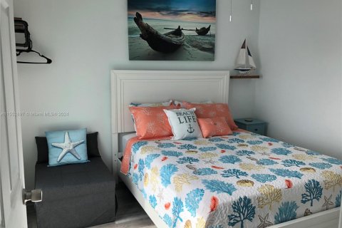 Снять в аренду кондоминиум в Марафон, Флорида 2 спальни, 78.97м2, № 1959553 - фото 2