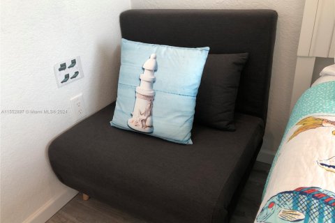 Снять в аренду кондоминиум в Марафон, Флорида 2 спальни, 78.97м2, № 1959553 - фото 6