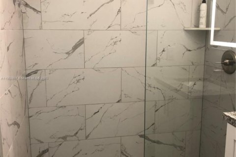 Снять в аренду кондоминиум в Марафон, Флорида 2 спальни, 78.97м2, № 1959553 - фото 24