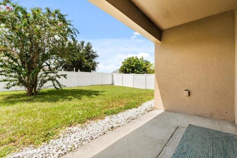 House in Tavares, Florida 3 bedrooms, 126.53 sq.m. № 1910278 - photo 24