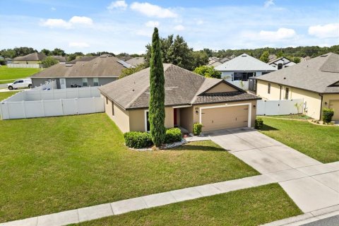 House in Tavares, Florida 3 bedrooms, 126.53 sq.m. № 1910278 - photo 4