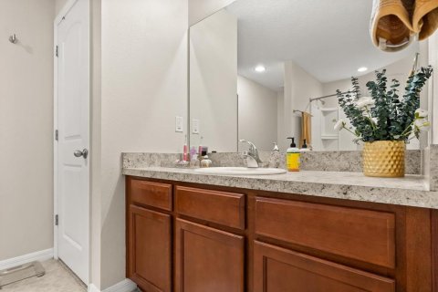 House in Tavares, Florida 3 bedrooms, 126.53 sq.m. № 1910278 - photo 21