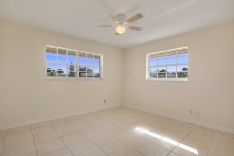 Appartement à louer à Lake Park, Floride: 2 chambres, 86.4 m2 № 2087731 - photo 8