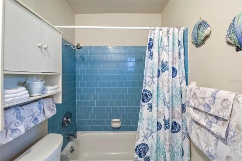 Casa en alquiler en Sarasota, Florida, 2 dormitorios, 96.8 m2 № 1647793 - foto 21