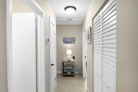 Casa en alquiler en Sarasota, Florida, 2 dormitorios, 96.8 m2 № 1647793 - foto 13