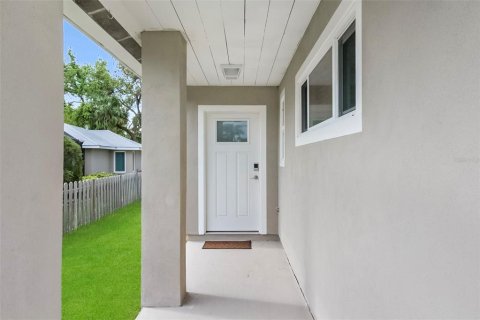 Casa en alquiler en Sarasota, Florida, 2 dormitorios, 96.8 m2 № 1647793 - foto 5