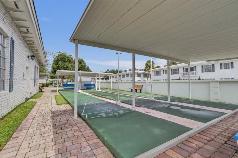 Condo in Fort Lauderdale, Florida, 2 bedrooms  № 1929982 - photo 23