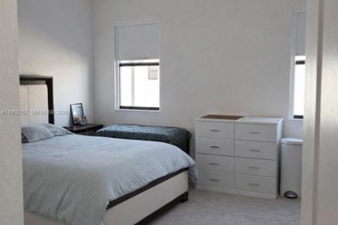 Купить таунхаус в Хомстед, Флорида 3 спальни, 159.98м2, № 2008705 - фото 11