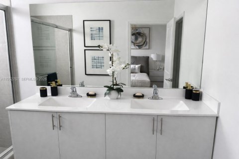 Купить таунхаус в Хомстед, Флорида 3 спальни, 159.98м2, № 2008705 - фото 8