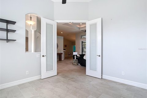 House in Port Charlotte, Florida 3 bedrooms, 229.56 sq.m. № 1592626 - photo 28