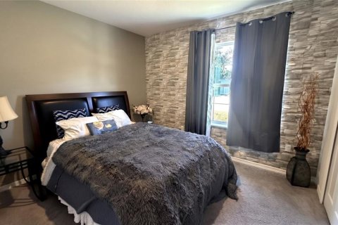 Villa ou maison à louer à Poinciana, Floride: 3 chambres, 133.69 m2 № 2415389 - photo 10