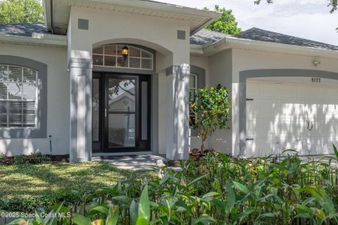 House in Merrit Island, Florida 3 bedrooms, 172.98 sq.m. № 1829690 - photo 3