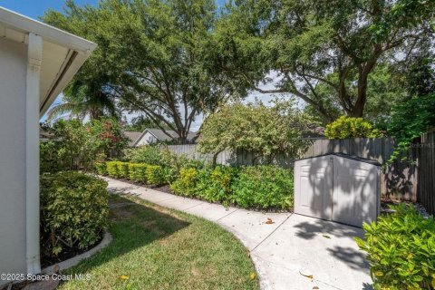 House in Merrit Island, Florida 3 bedrooms, 172.98 sq.m. № 1829690 - photo 30