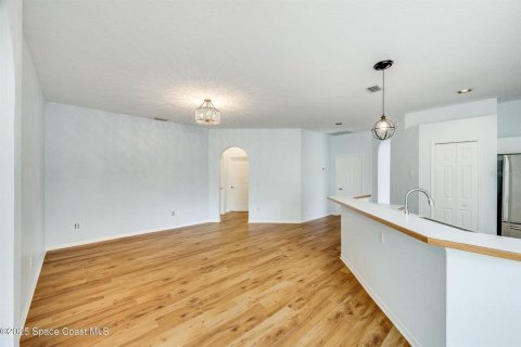 House in Merrit Island, Florida 3 bedrooms, 172.98 sq.m. № 1829690 - photo 10