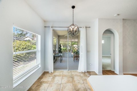 House in Merrit Island, Florida 3 bedrooms, 172.98 sq.m. № 1829690 - photo 13