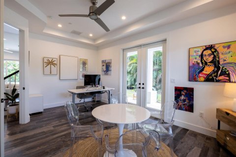 House in Jupiter, Florida 5 bedrooms, 349.41 sq.m. № 2245624 - photo 26
