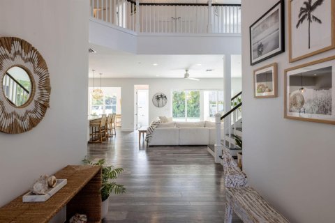 House in Jupiter, Florida 5 bedrooms, 349.41 sq.m. № 2245624 - photo 9