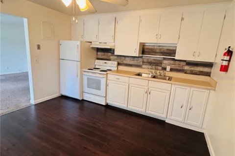Condo in Maitland, Florida, 2 bedrooms  № 2230708 - photo 7