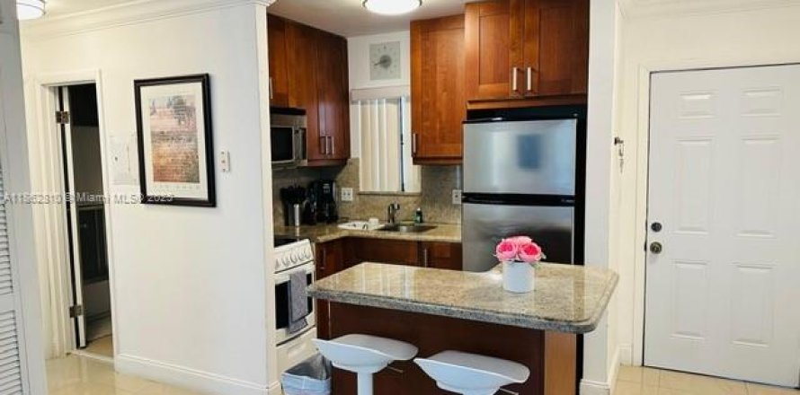 Condo à Sunny Isles Beach, Floride, 1 chambre № 1891184
