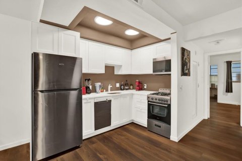 Copropriété à vendre à Saint Petersburg, Floride: 1 chambre, 56.67 m2 № 2142957 - photo 3