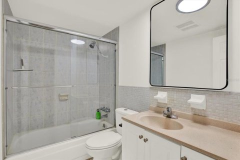 Copropriété à vendre à Saint Petersburg, Floride: 1 chambre, 56.67 m2 № 2142957 - photo 12