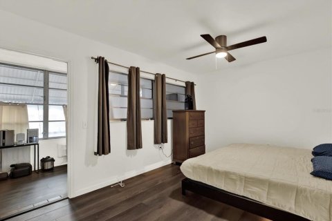 Copropriété à vendre à Saint Petersburg, Floride: 1 chambre, 56.67 m2 № 2142957 - photo 11