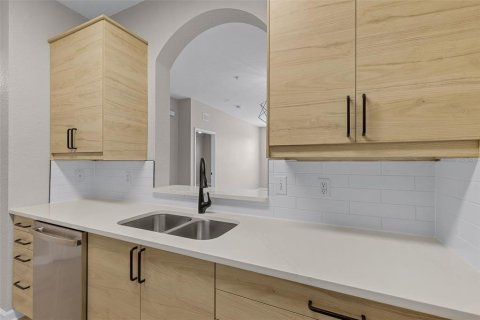 Condo in Orlando, Florida, 3 bedrooms  № 1817459 - photo 3