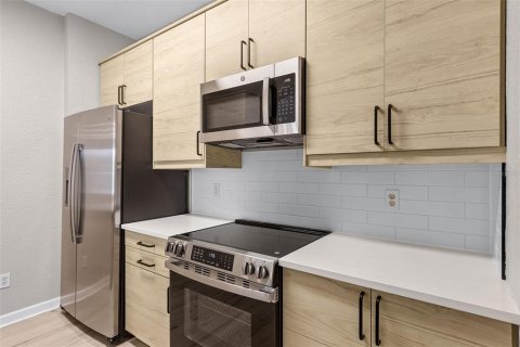 Condo in Orlando, Florida, 3 bedrooms  № 1817459 - photo 2