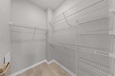 Condo in Orlando, Florida, 3 bedrooms  № 1817459 - photo 13