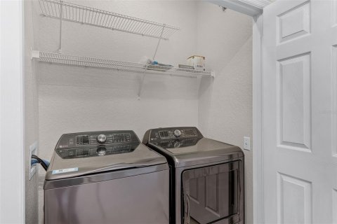 Condo in Orlando, Florida, 3 bedrooms  № 1817459 - photo 15