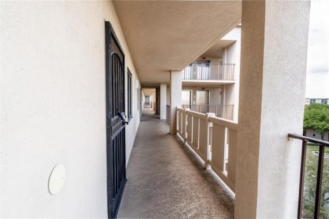 Condominio en venta en Pompano Beach, Florida, 2 dormitorios, 129.97 m2 № 2260498 - foto 30