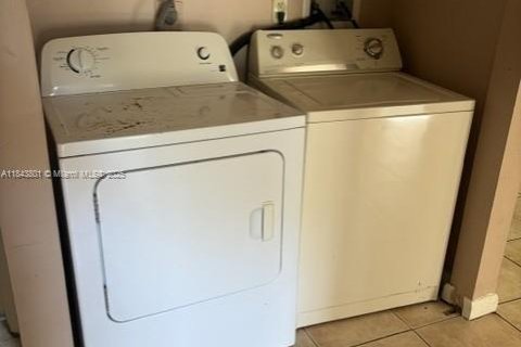 Adosado en venta en Homestead, Florida, 2 dormitorios, 104.05 m2 № 1838630 - foto 5