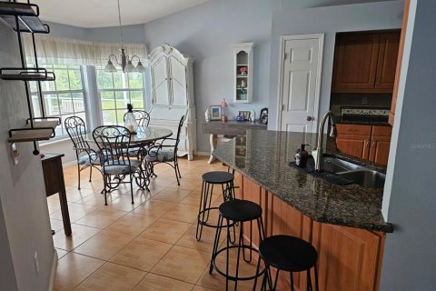 House in Weeki Wachee, Florida 2 bedrooms, 158.68 sq.m. № 1899394 - photo 10