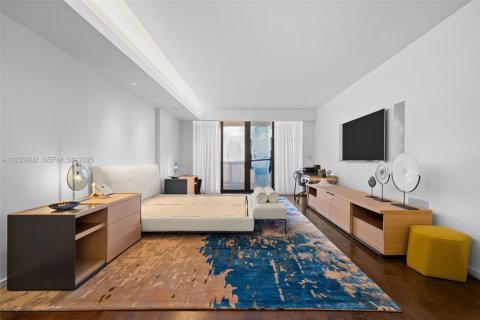 Condominio en venta en Bal Harbour, Florida, 3 dormitorios, 300.07 m2 № 1993295 - foto 16