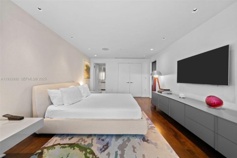 Condominio en venta en Bal Harbour, Florida, 3 dormitorios, 300.07 m2 № 1993295 - foto 14