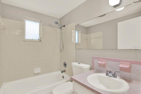 Casa en venta en Port Richey, Florida, 2 dormitorios, 71.35 m2 № 1909557 - foto 11