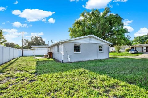 Casa en venta en Port Richey, Florida, 2 dormitorios, 71.35 m2 № 1909557 - foto 16