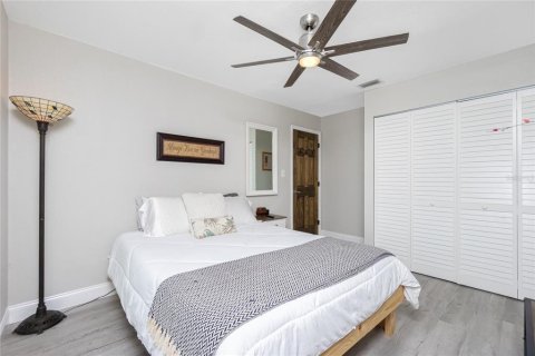 House in Port Charlotte, Florida 3 bedrooms, 132.57 sq.m. № 1648167 - photo 24
