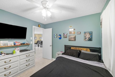 Condominio en venta en Port St. Lucie, Florida, 2 dormitorios, 88.07 m2 № 2190243 - foto 19