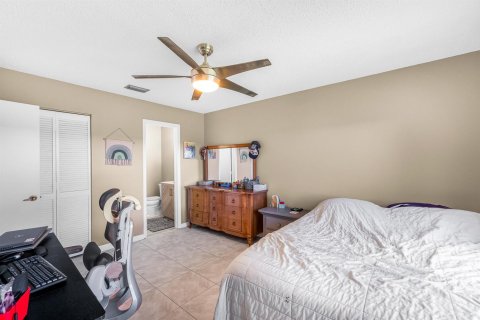 Condominio en venta en Port St. Lucie, Florida, 2 dormitorios, 88.07 m2 № 2190243 - foto 15
